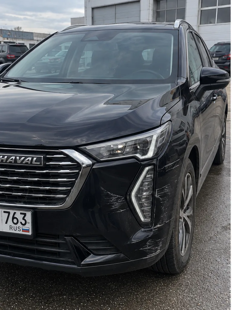 Haval — передний бампер и зеркало — до ремонта